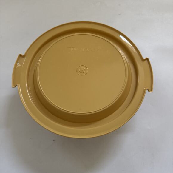 Vintage Tupperware Cake Pie Cupcake Holder Harvest Gold Food Storage - Picture 4 of 8
